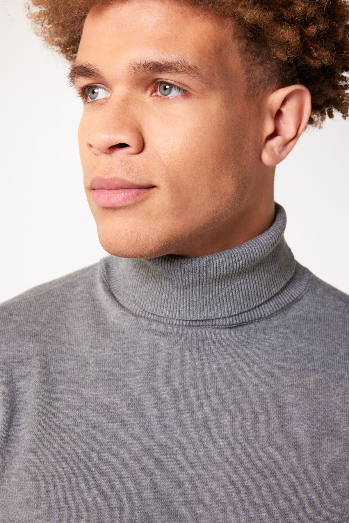 Coltrui Knox image number 3