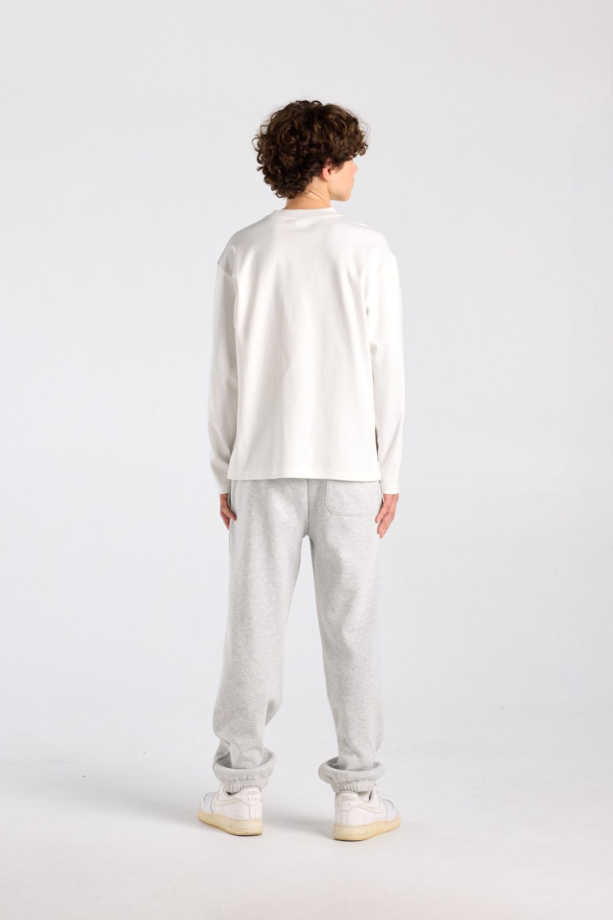 Larz Jr image number 2