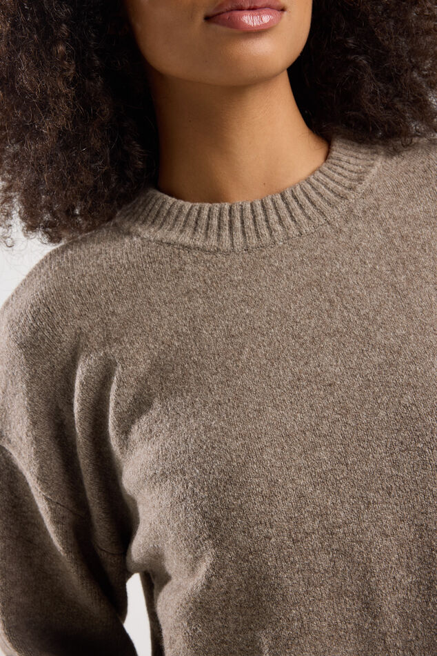Sweat Kaya image number 3