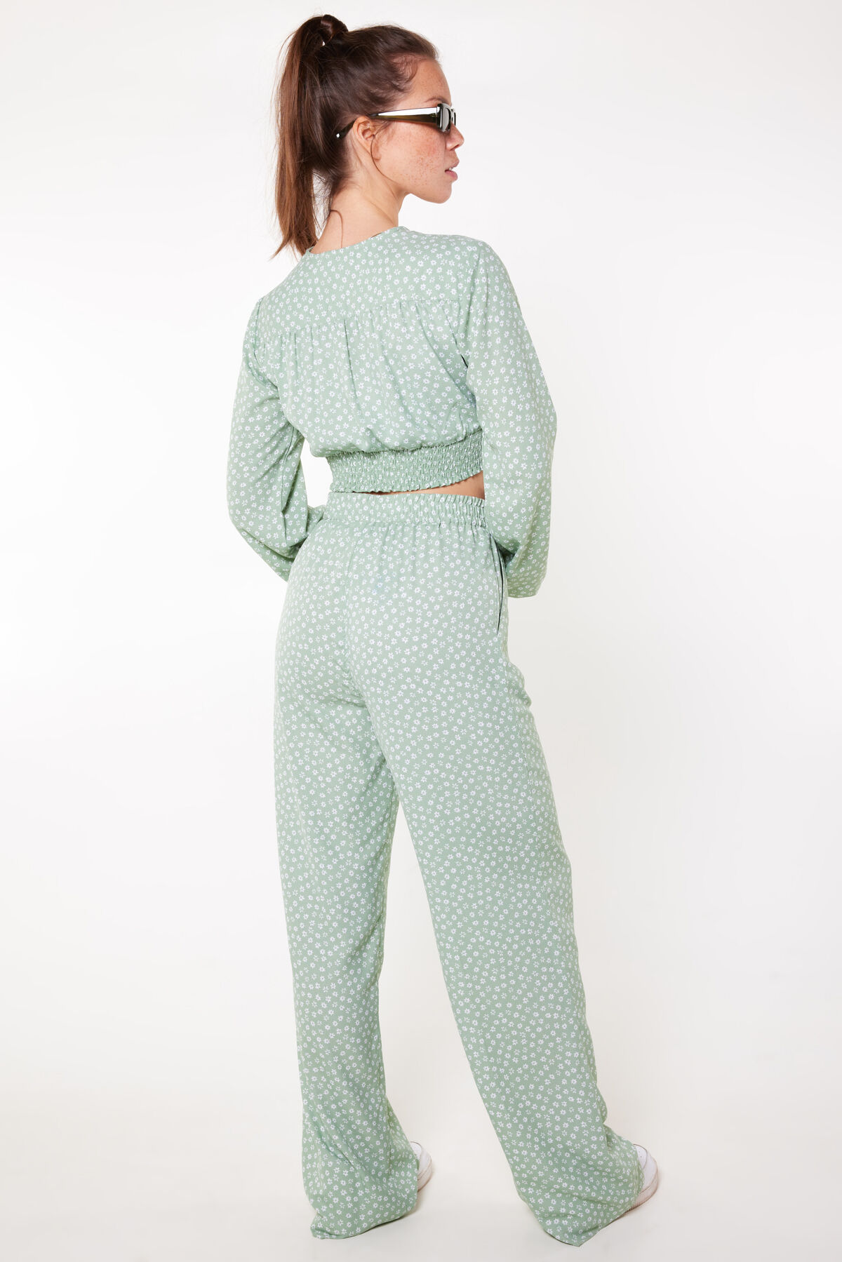 Hose Pixie image number 1