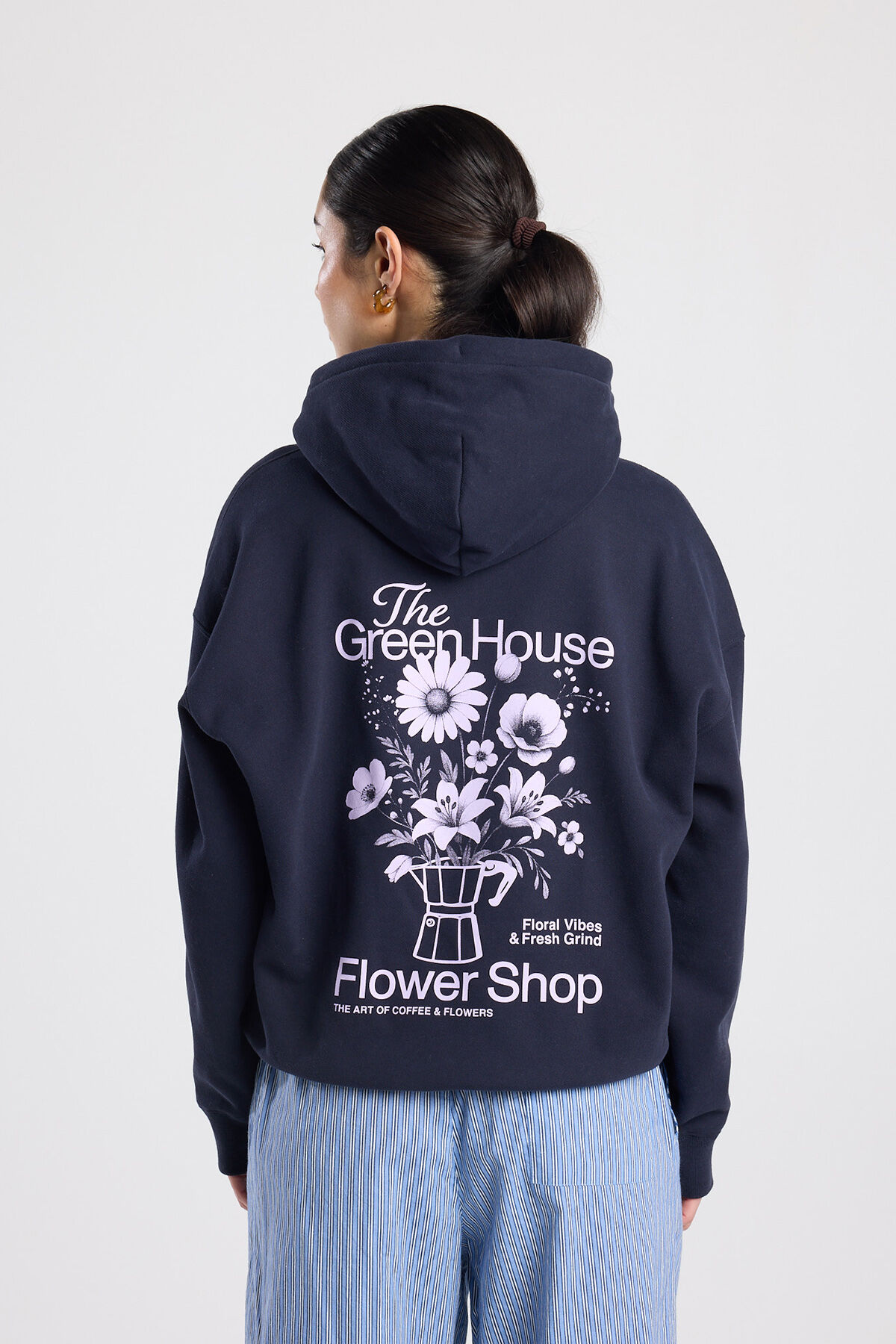 Salina Hood image number 3