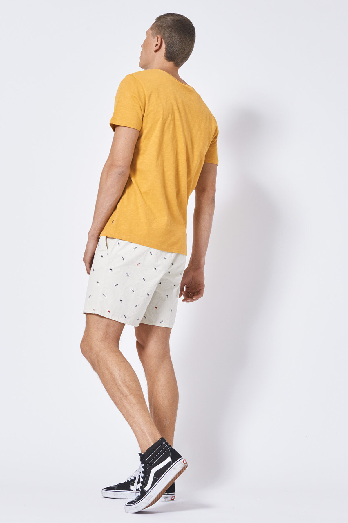 T-shirt Took image number 2