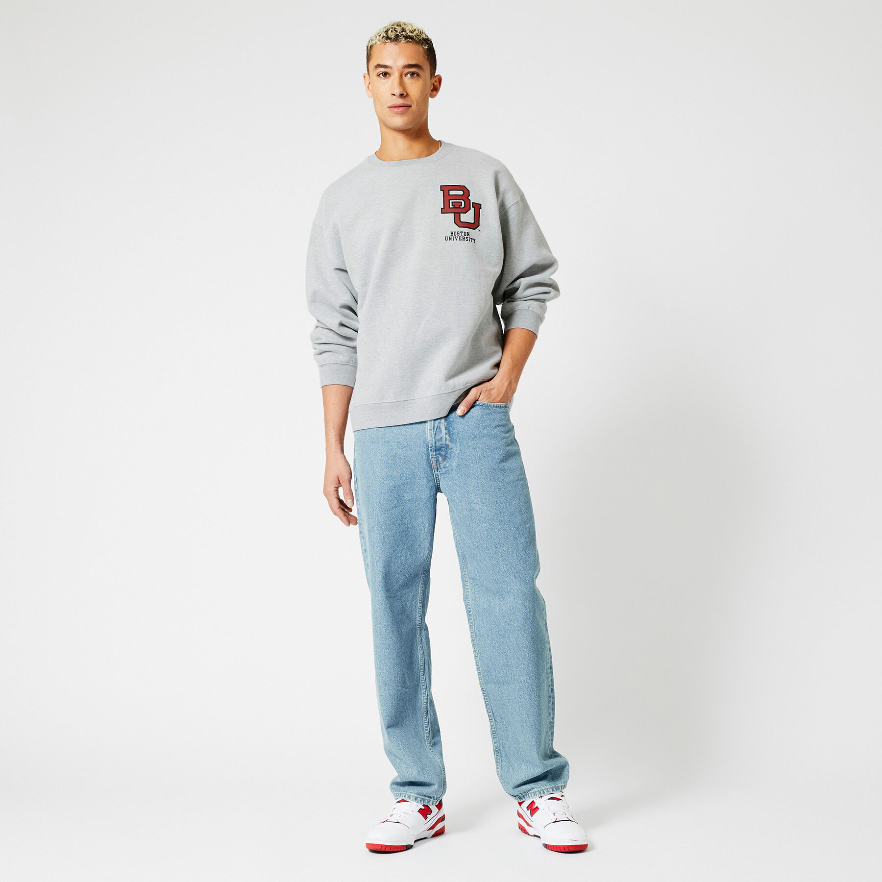 Sweater Sean image number 6