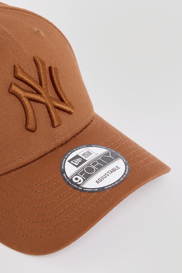 9FORTY NEW YORK YANKEES image number 3