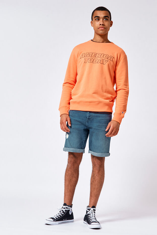 Sweater Story image number 3