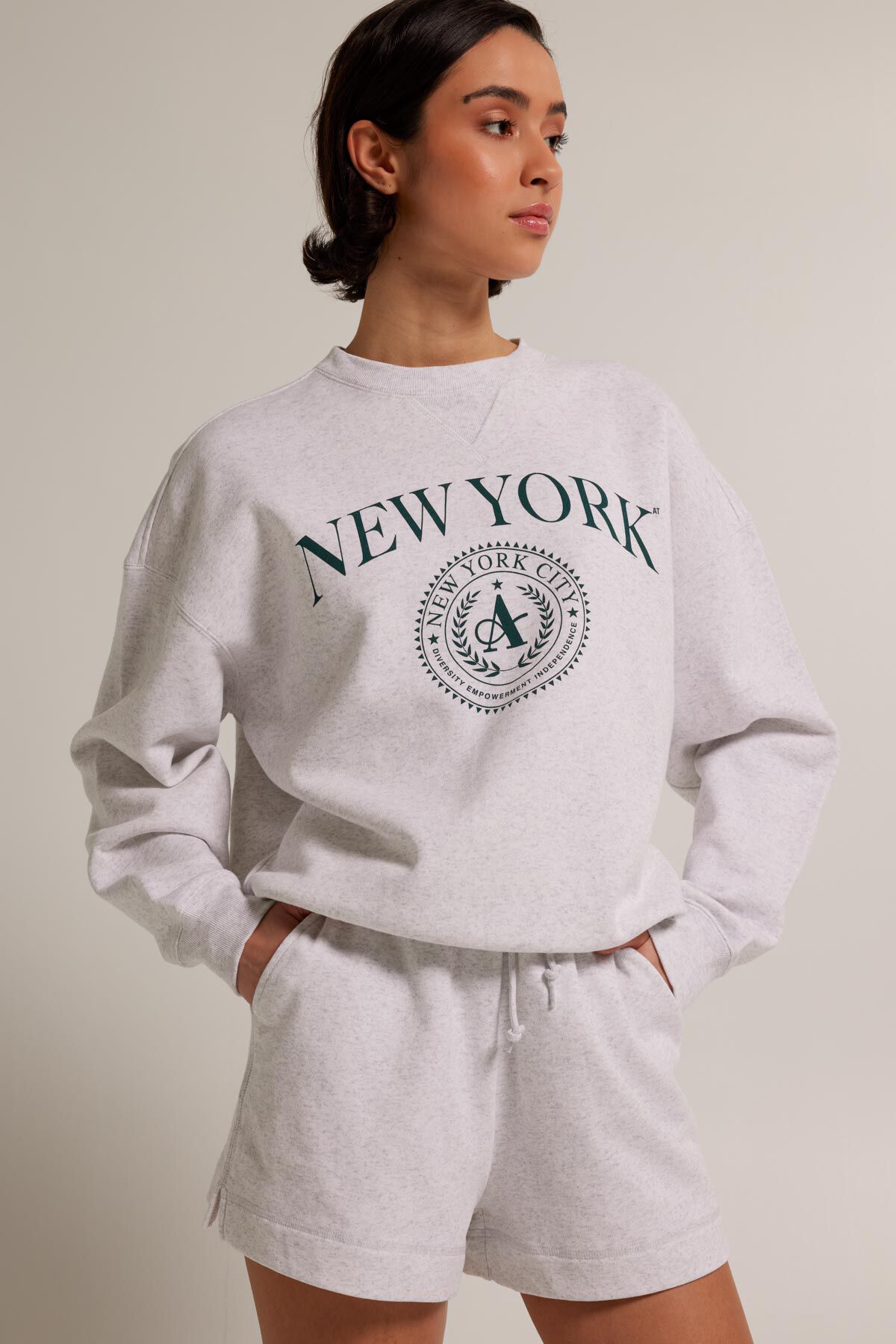 Short Noel image number 0