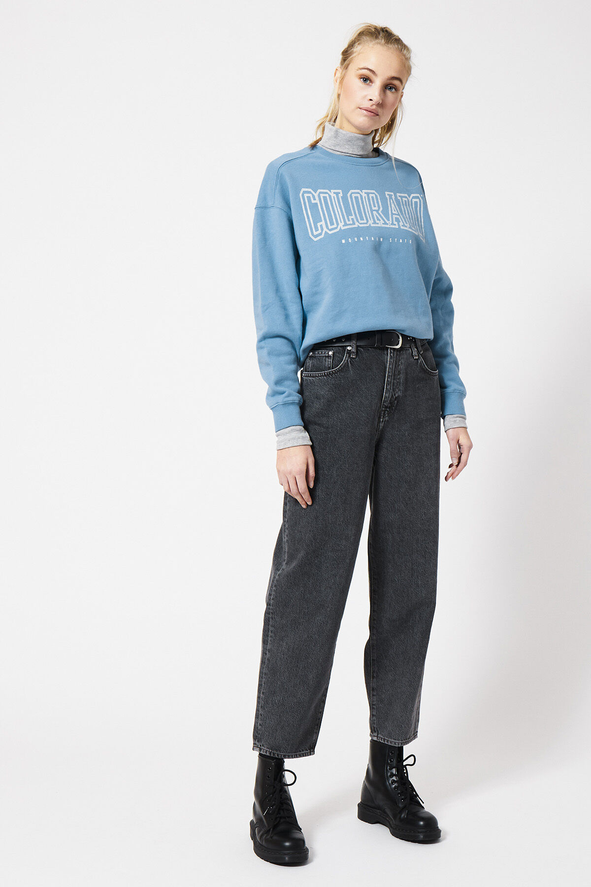 Sweater Stevie image number 1