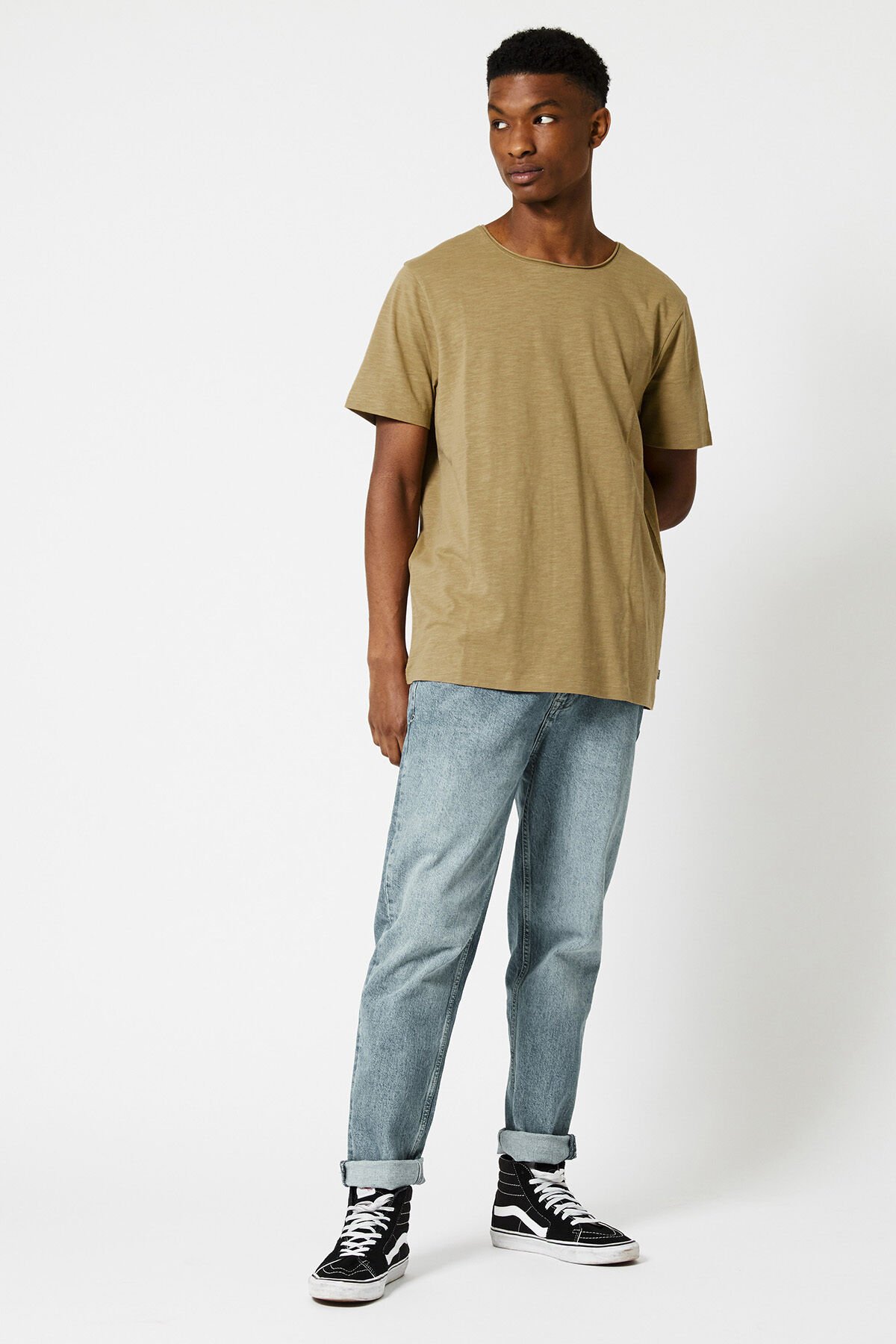 T-shirt Took image number 0