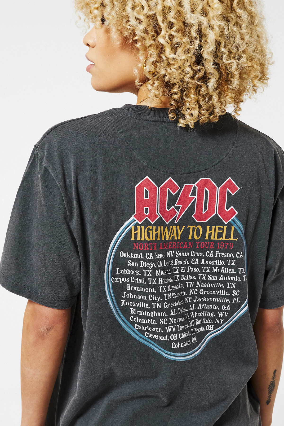 Dames T shirt ACDC print Washed grey America Today