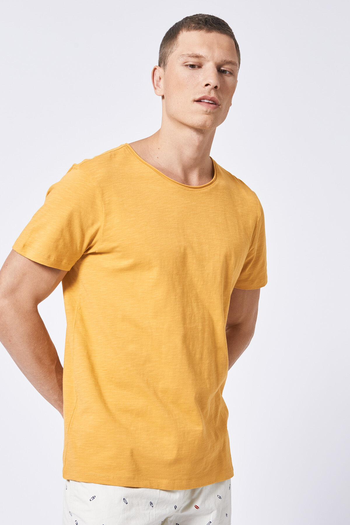 T-shirt Took image number 1