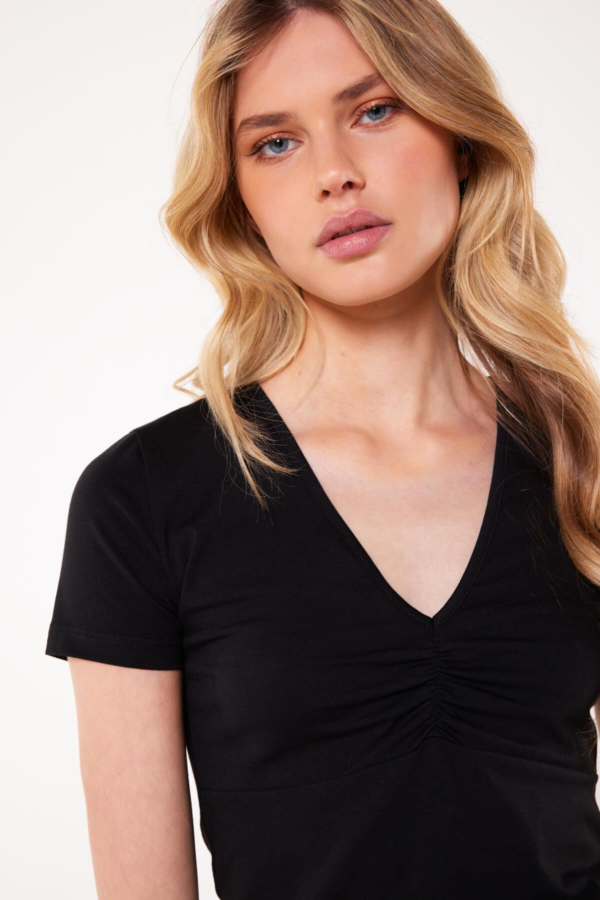 Basic T-shirt Elly image number 3