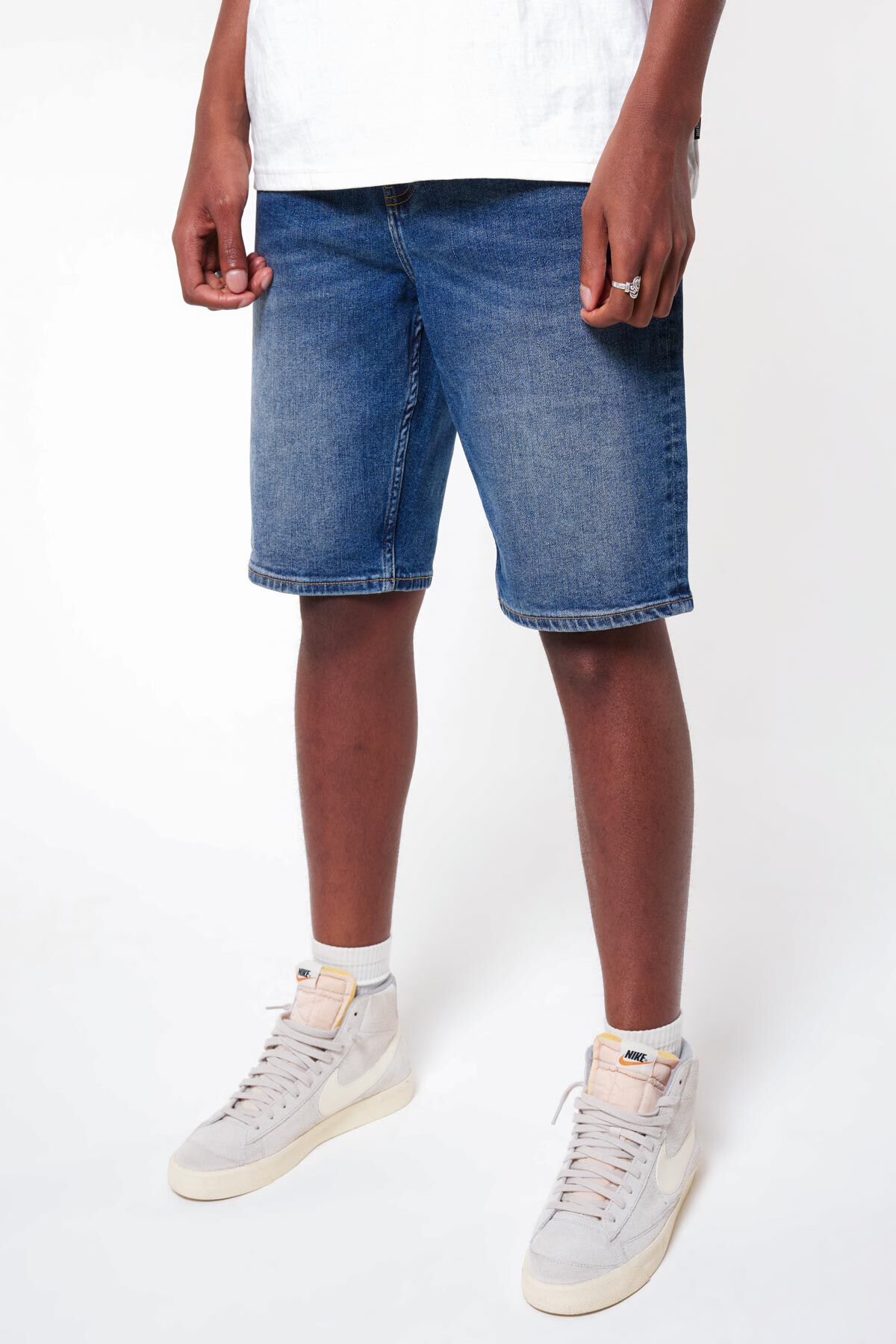 Short Robert short image number 0