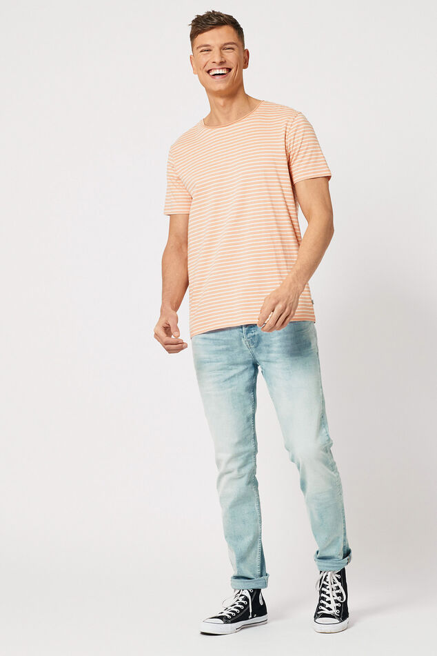 T-shirt Took image number 1