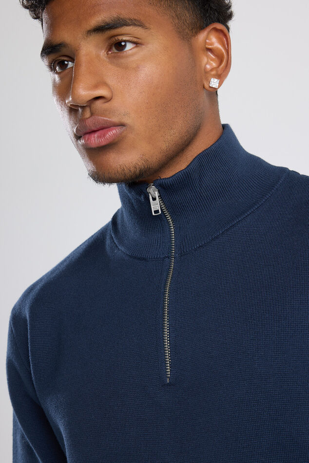 Konrad Halfzip image number 3
