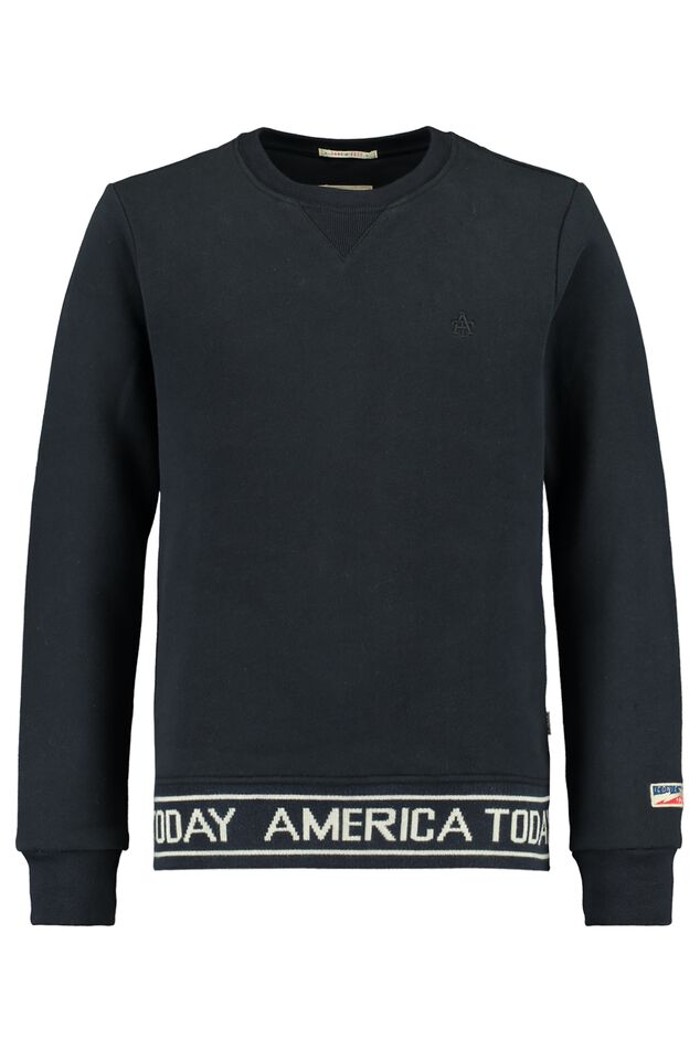 Sweater Steward Jr. image number 4