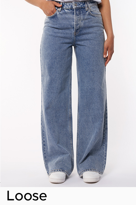 loose fit jeans alt