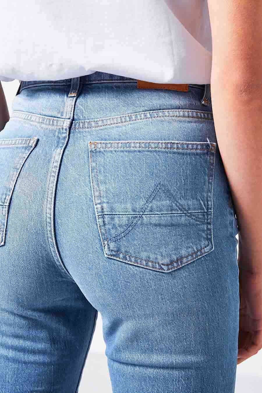 mila women Jeans 