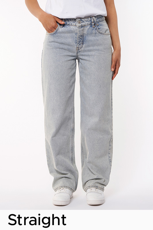 straight fit jeans alt