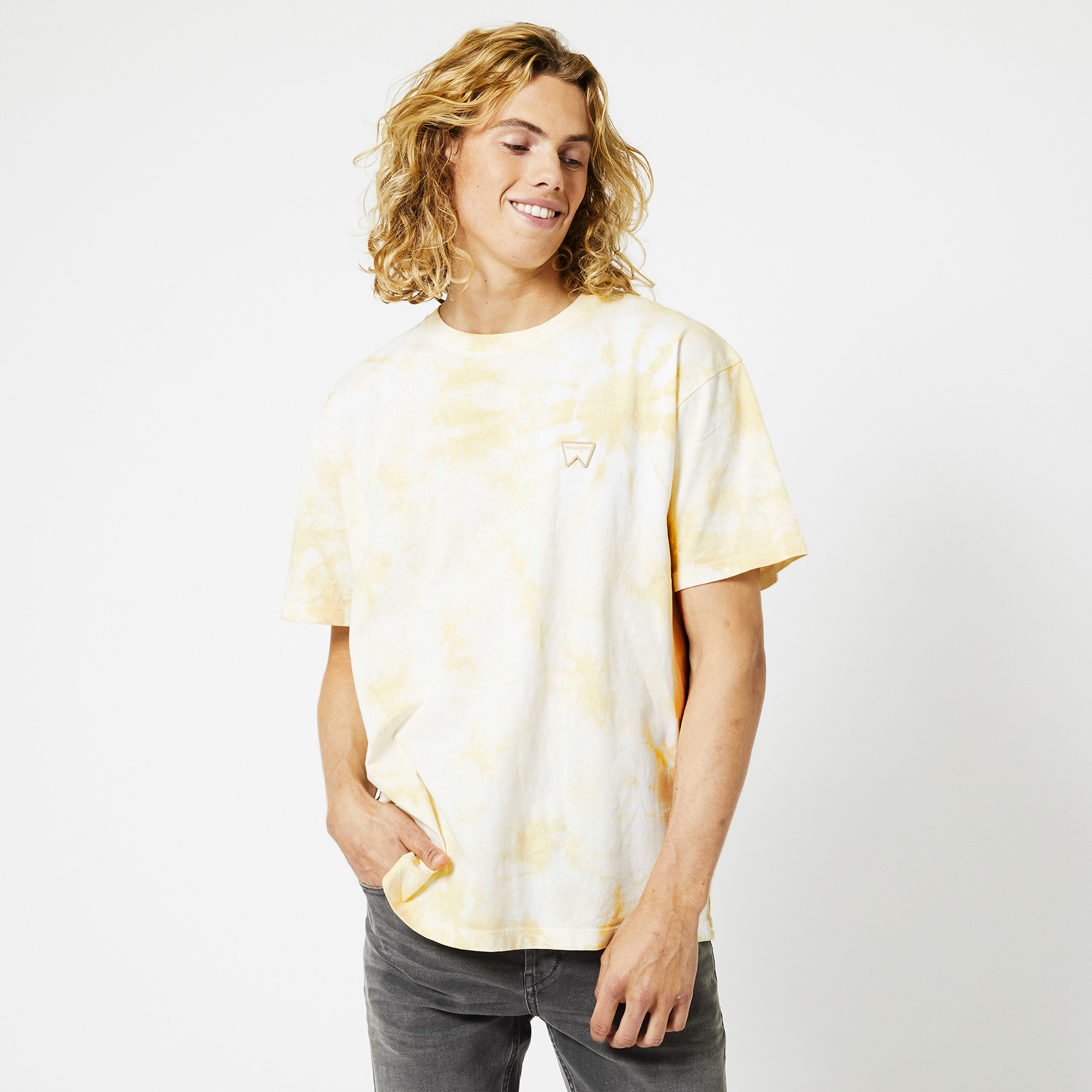 mens beige tshirt