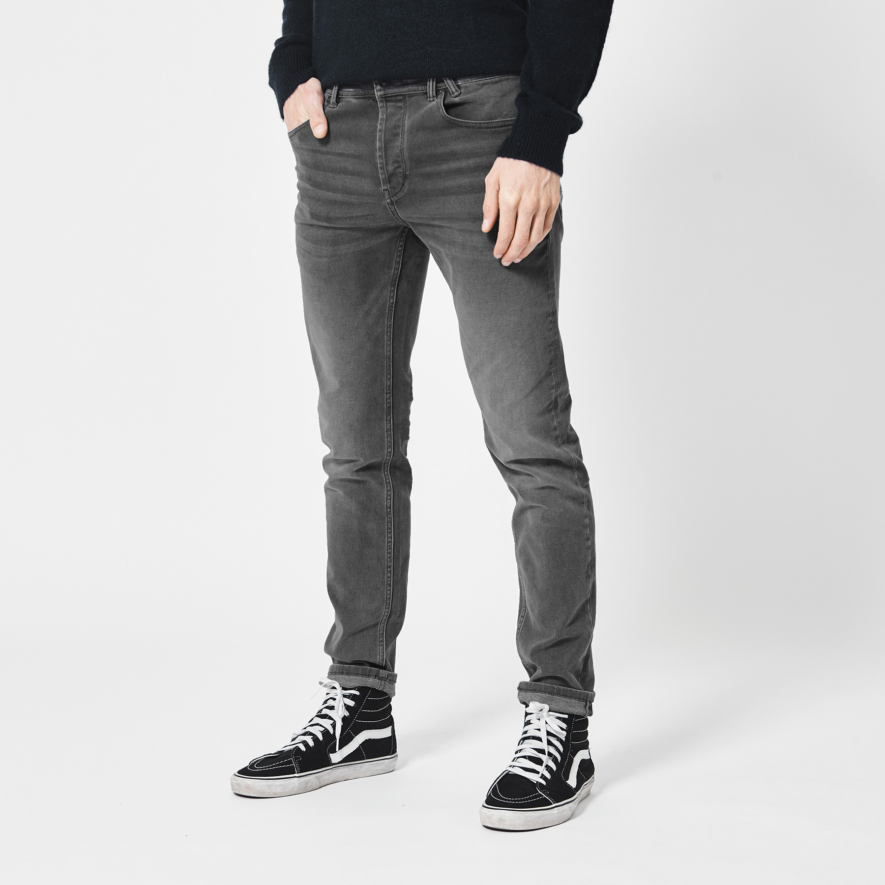mens black slim tapered jeans