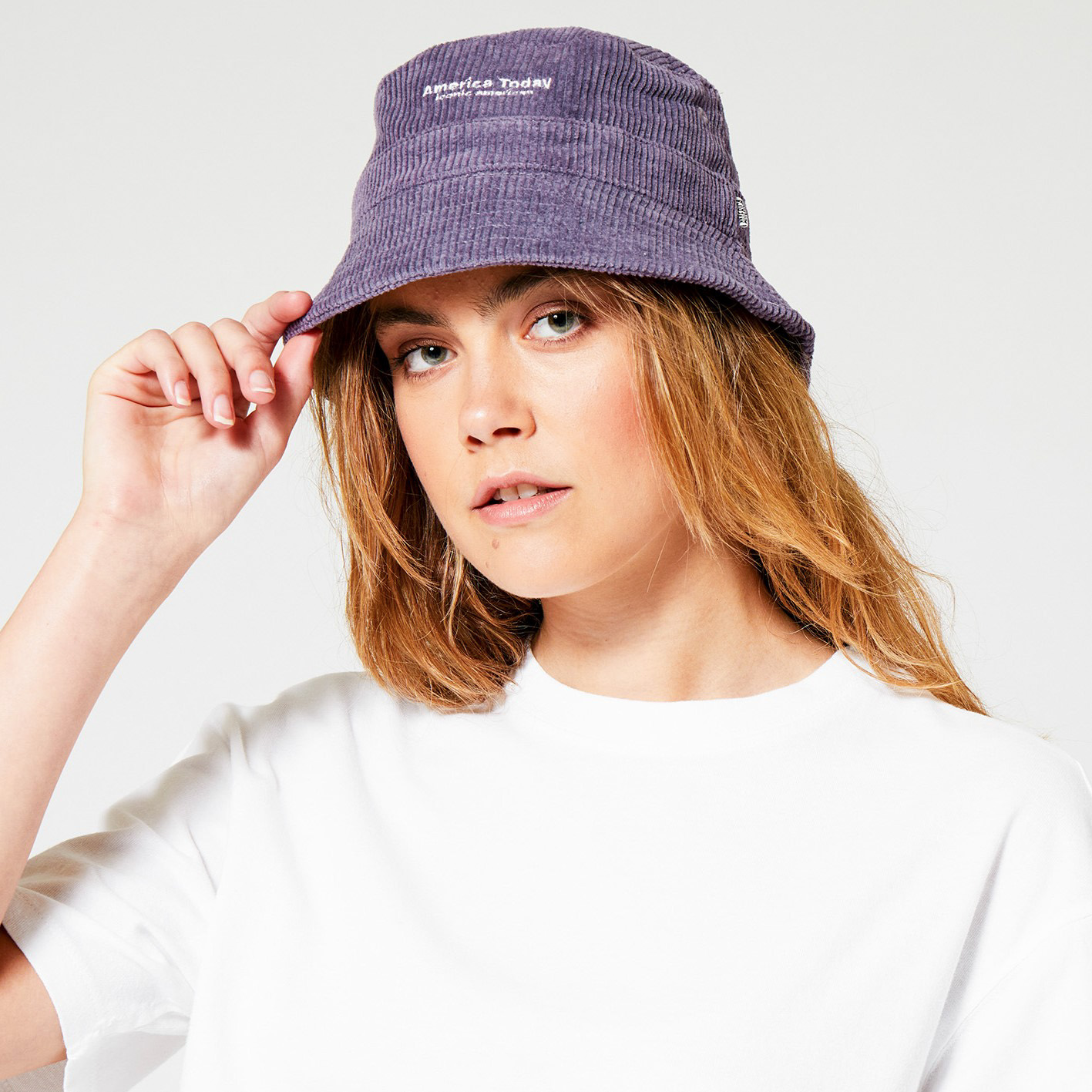 Women Bucket hat corduroy Dark lila America Today